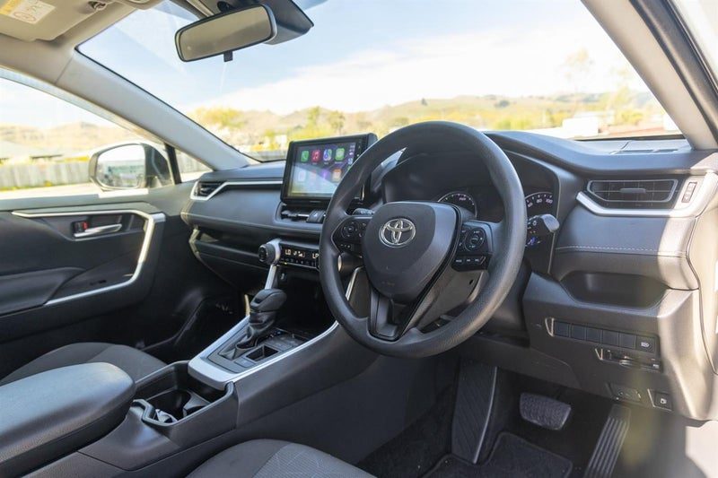 2019 Toyota RAV4 HYBRID X, photo 2