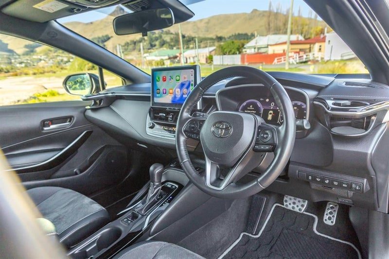 2024 Toyota Corolla Touring, photo 2