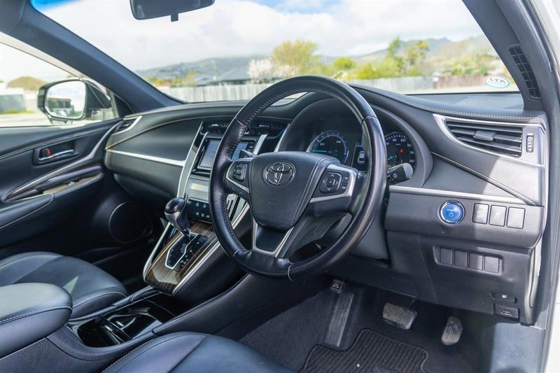 2015 Toyota Harrier Elegance Hybrid 4WD, photo 2