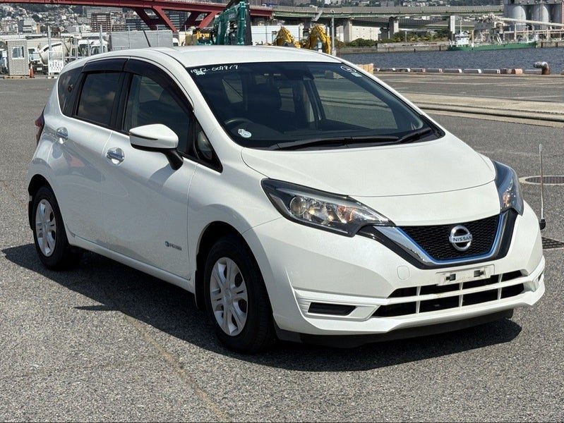 2016 Nissan Note E-POWER X