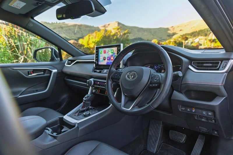 2021 Toyota RAV4 GZ PlugIn Hybrid 4WD, photo 2