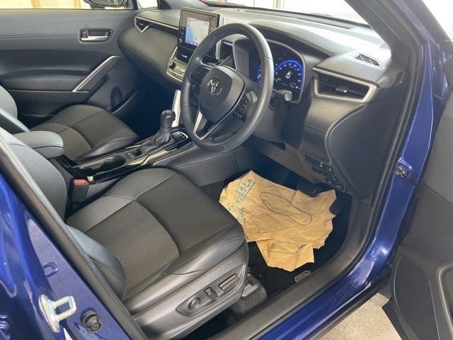2021 Toyota Corolla Cross Hybrid Z, photo 3