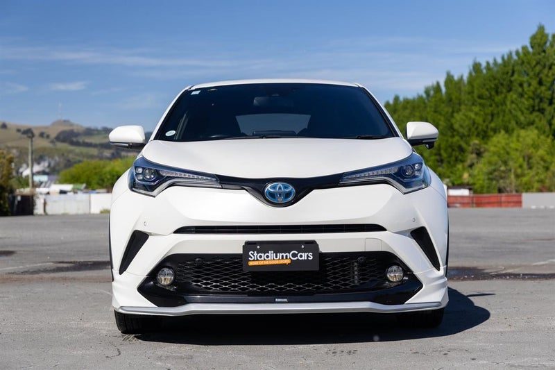 2017 Toyota C-HR (CHR) Hybrid G, photo 3