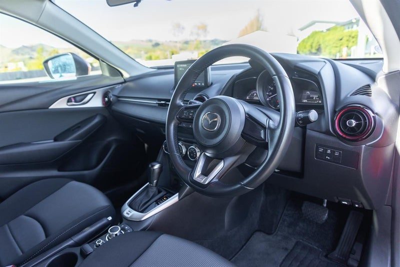 2017 Mazda CX-3 20S, photo 2