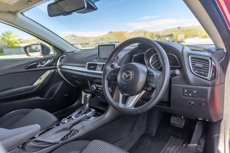 2014 Mazda Axela Sport 20S Touring, photo 2
