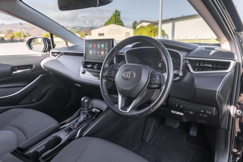 2022 Toyota Corolla Hybrid Touring G 4WD, photo 2