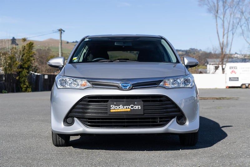 2017 Toyota Corolla Fielder Hybrid, photo 3