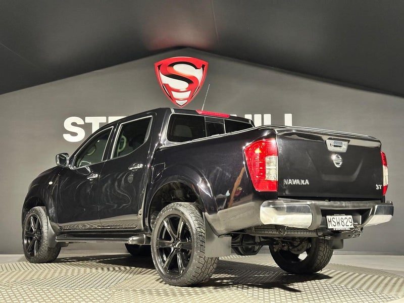 2020 Nissan Navara ST 4WD, photo 3