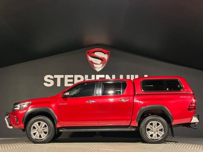2017 Toyota Hilux SR5 2WD, photo 2