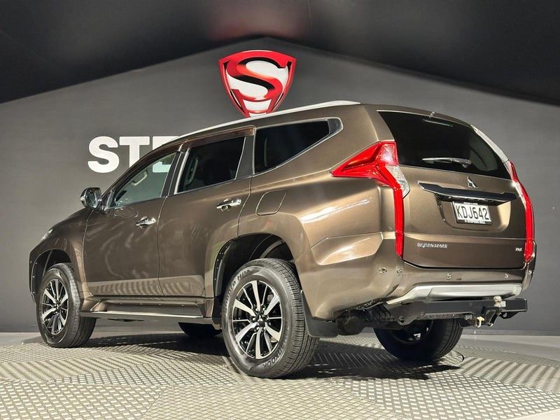 2016 Mitsubishi Pajero Sport VRX 4WD, photo 3