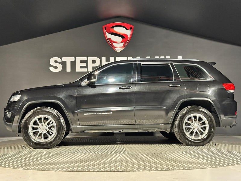 2015 Jeep Grand Cherokee Laredo, photo 2