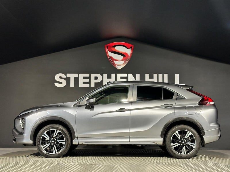 2024 Mitsubishi Eclipse Cross VRX, photo 2