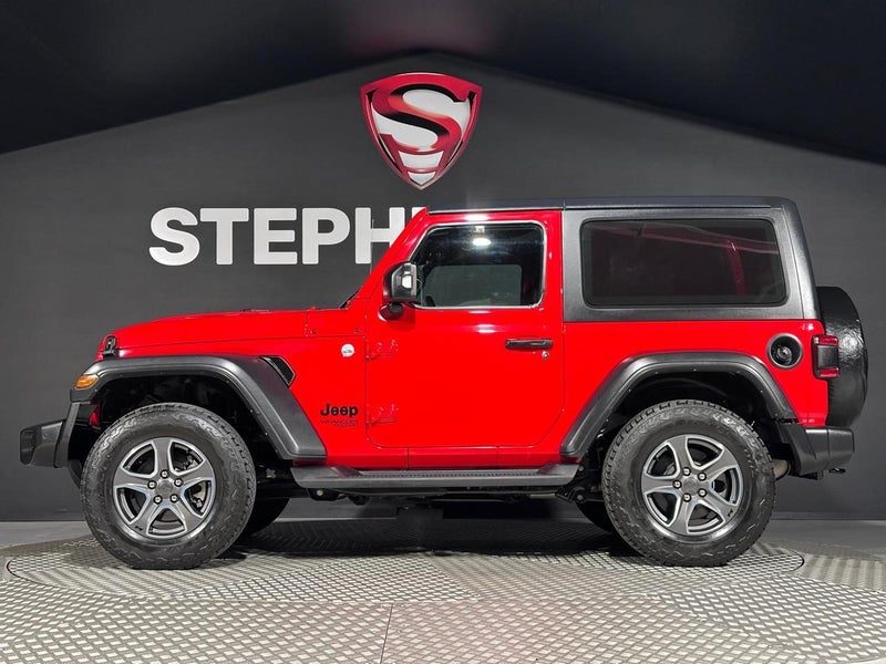 2021 Jeep Wrangler SPORT, photo 2