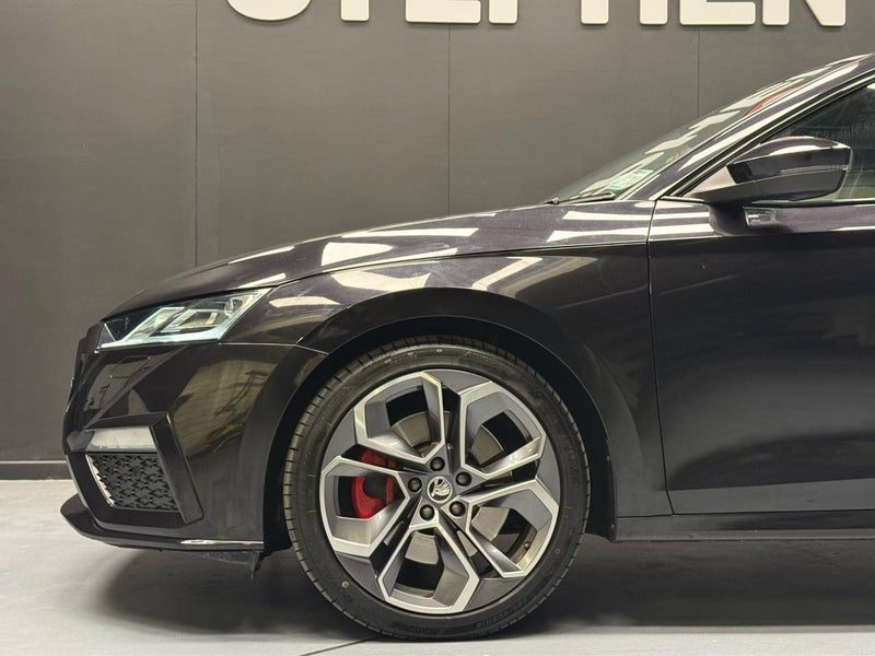 2022 Skoda Octavia RS Wagon, photo 3