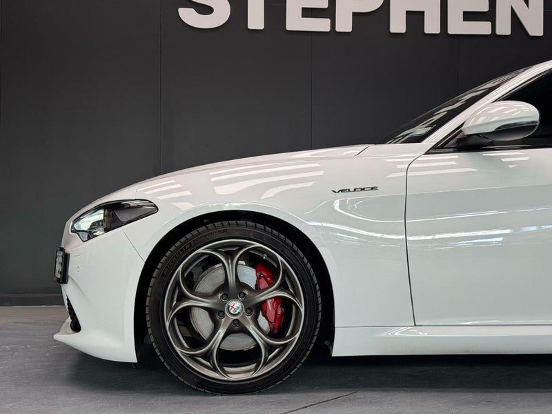 2022 Alfa Romeo Giulia Veloce, photo 3