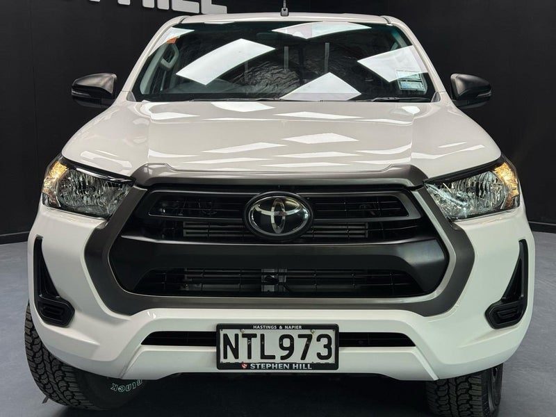 2021 Toyota Hilux SR D/Cab 2WD, photo 2