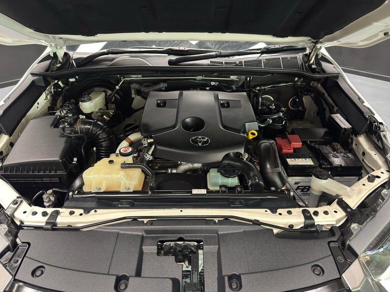 2021 Toyota Hilux SR D/Cab 2WD, photo 3