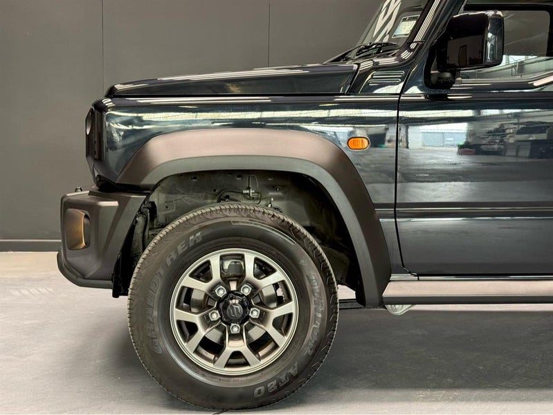 2025 Suzuki Jimny Sierra 4WD, photo 3