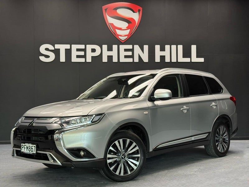 2022 Mitsubishi Outlander LS 4WD 7 Seater