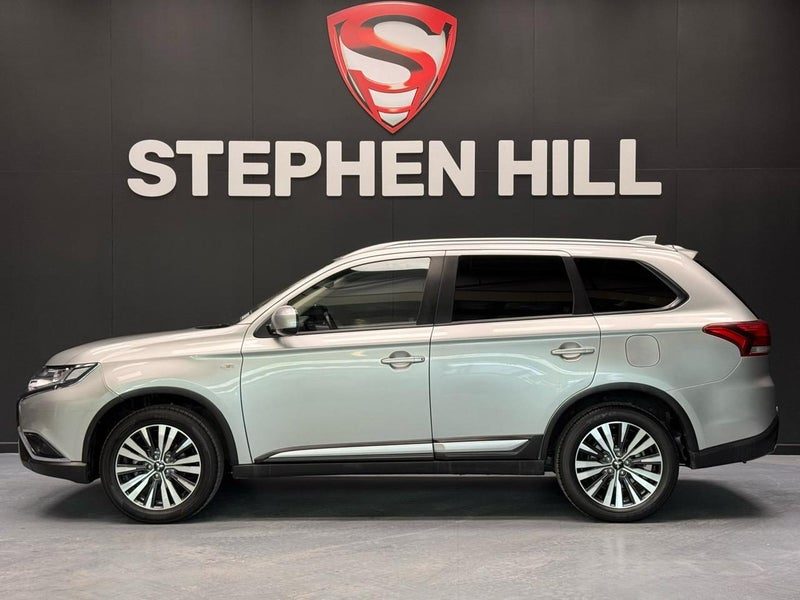 2022 Mitsubishi Outlander LS 4WD 7 Seater, photo 2