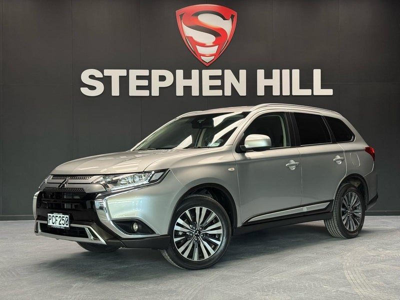 2022 Mitsubishi Outlander LS 4WD 7 Seater