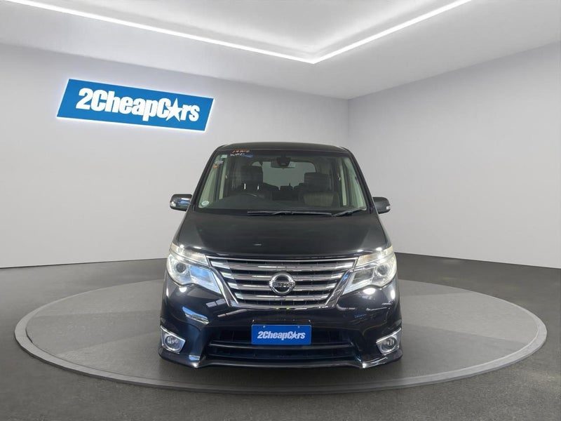 2014 Nissan Serena Hybrid Highway Star, photo 2