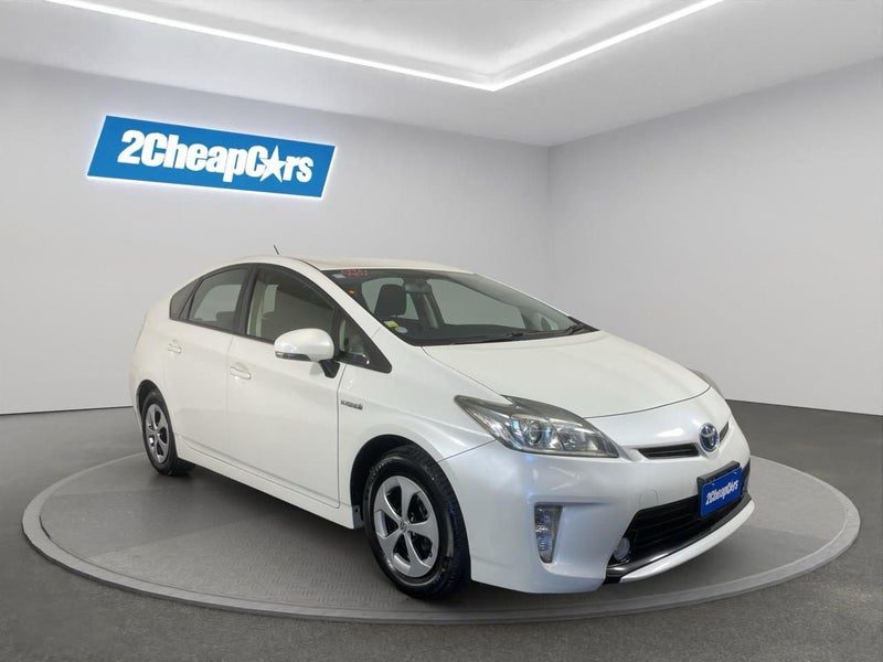 2015 Toyota Prius S, photo 3