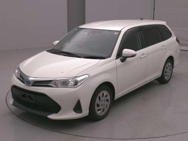 2021 Toyota Corolla Fielder Hybrid EX, photo 2