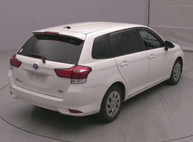 2021 Toyota Corolla Fielder Hybrid EX, photo 3