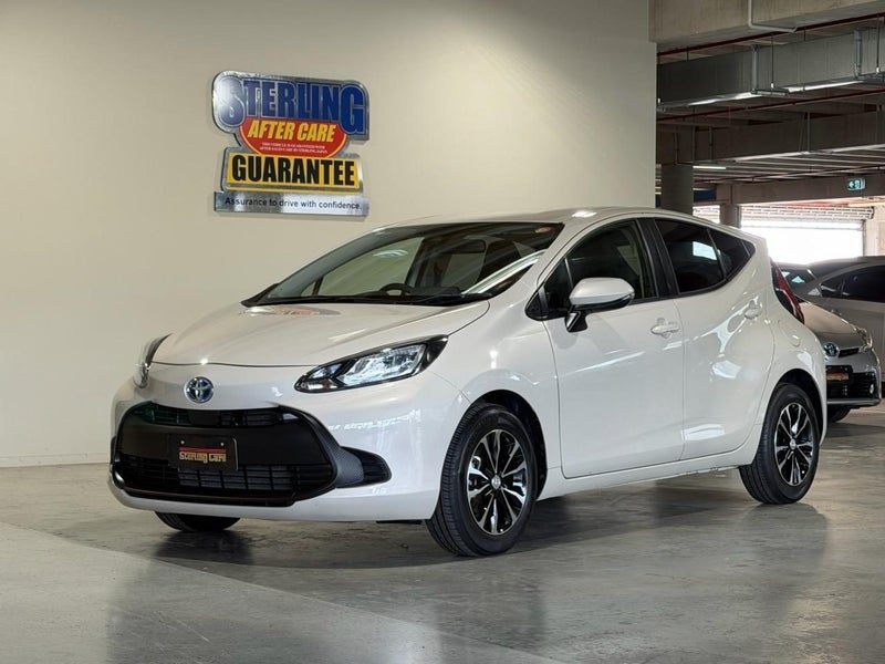 2022 Toyota Aqua X-GRADE, photo 3