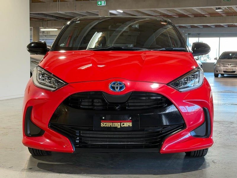 2020 Toyota Yaris HYBRID-Z, photo 2