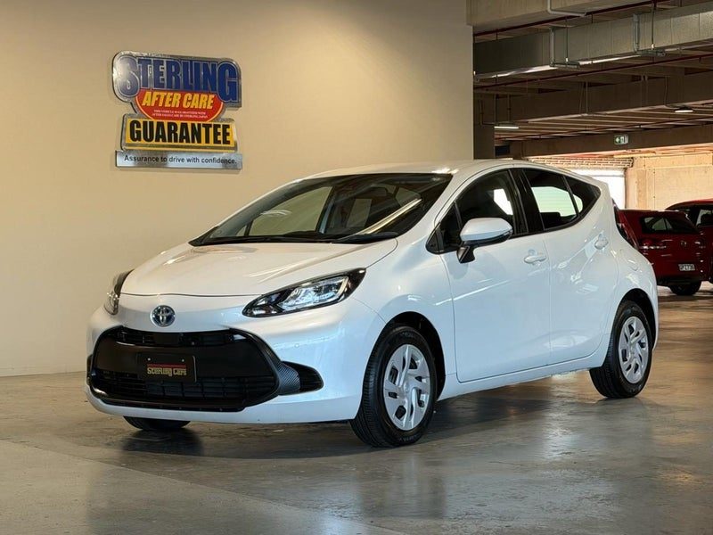2021 Toyota Aqua X-GRADE, photo 3