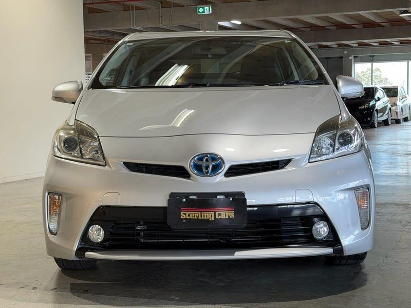 2015 Toyota Prius S -Grade, photo 2