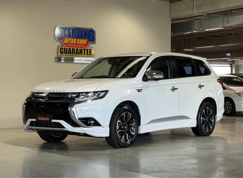 2017 Mitsubishi Outlander PHEV-G PREMIUM PACKAGE, photo 3