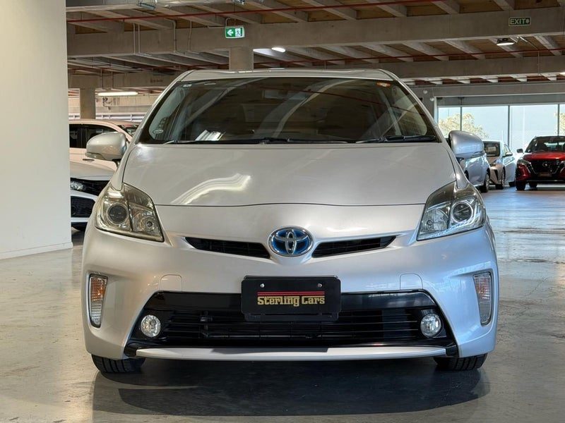 2015 Toyota Prius S -Grade, photo 2