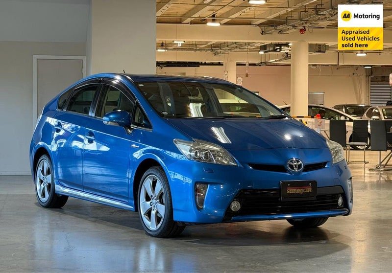 2013 Toyota Prius S -Touring Selection Mycoorde