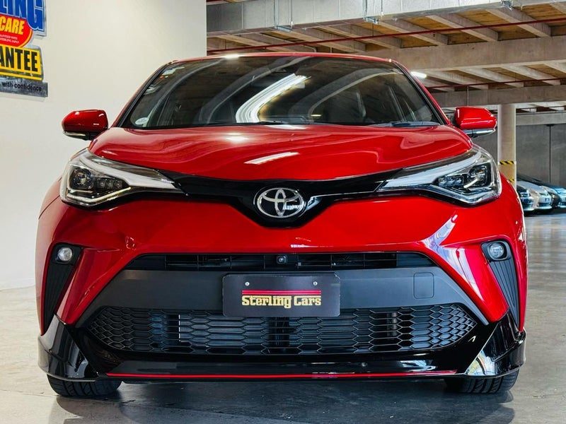 2020 Toyota C-HR (G-T)-Grade, photo 2