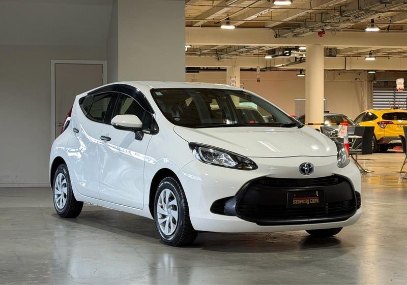 2021 Toyota Aqua B-GRADE