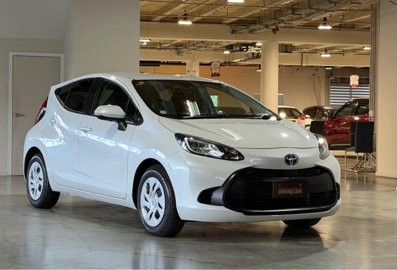 2021 Toyota Aqua X-GRADE