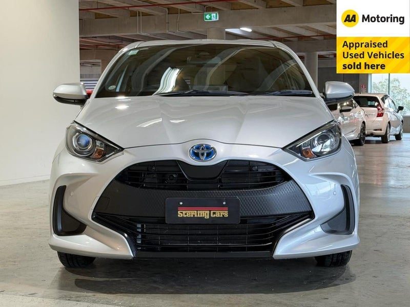 2021 Toyota Yaris Hybrid X, photo 2