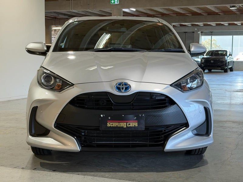 2021 Toyota Yaris Hybrid X, photo 2