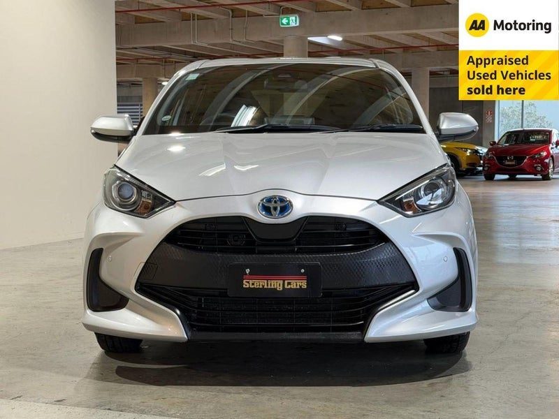 2021 Toyota Yaris Hybrid X, photo 2