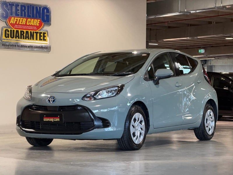 2022 Toyota Aqua X-GRADE, photo 3