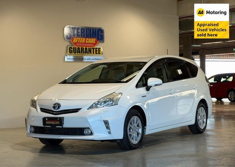 2012 Toyota Prius ALPHA G-GRADE, photo 3