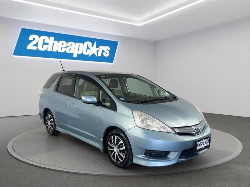 2011 Honda Fit Jazz Shuttle Hybrid, photo 3