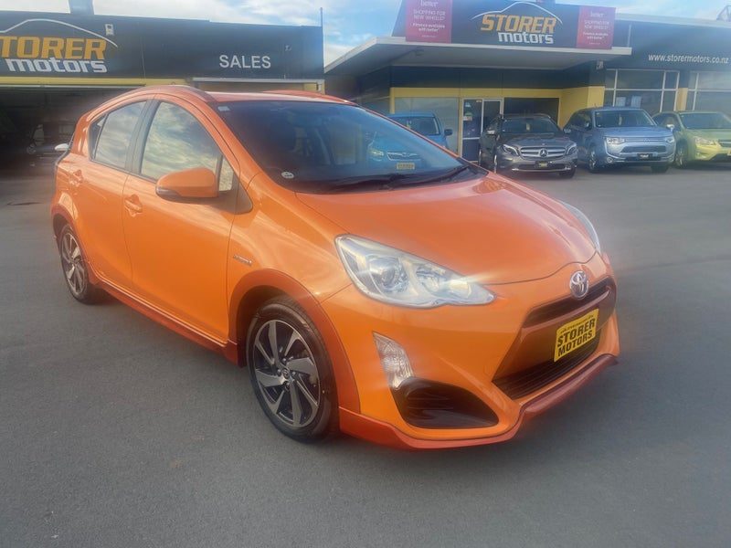 2015 Toyota Aqua URBAND X 5 DOOR 1.5 HATCHBACK AU, photo 3