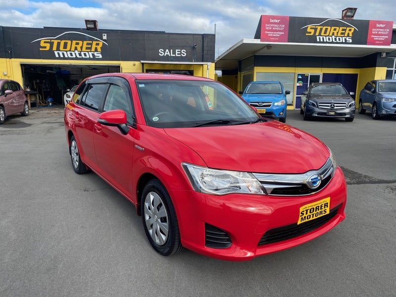 2014 Toyota Corolla Fielder, photo 3