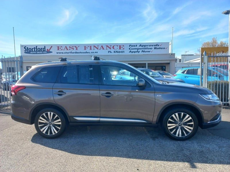 2021 Mitsubishi Outlander LS 2.4P/CVT, photo 2