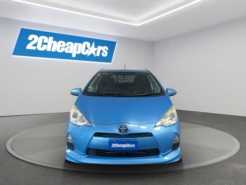 2013 Toyota Aqua S, photo 2