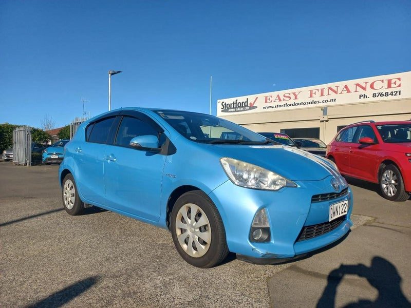 2013 Toyota Aqua HYBRID